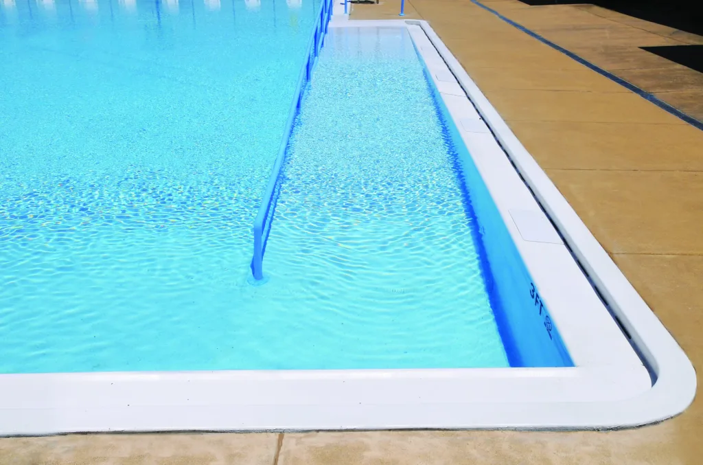 aluminum pool ramp coated with polyferrous